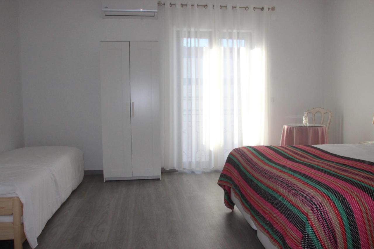 Raiz Alentejana Bed & Breakfast เรเกงกุส ดิ มอนซารัซ ภายนอก รูปภาพ