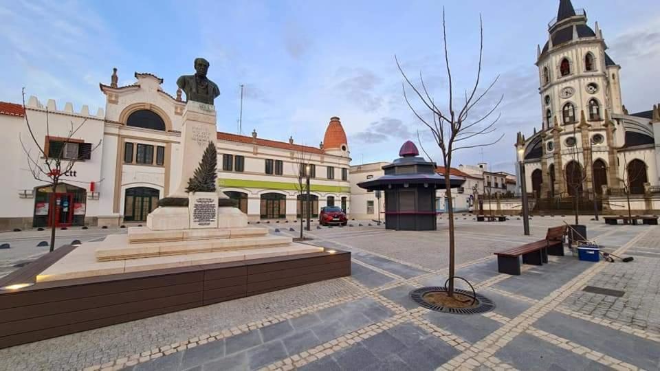 Raiz Alentejana Bed & Breakfast เรเกงกุส ดิ มอนซารัซ ภายนอก รูปภาพ